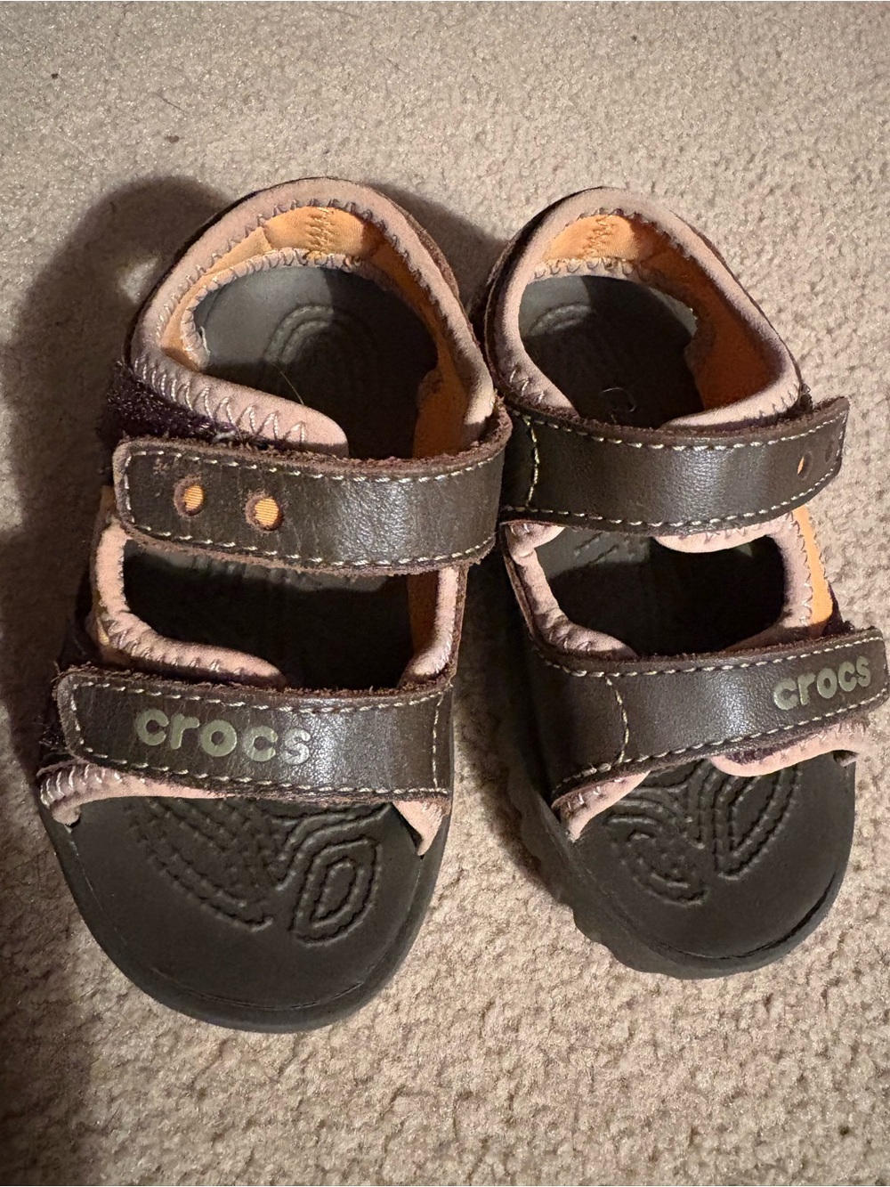 CROCS Brown Kids Velcro Sandals